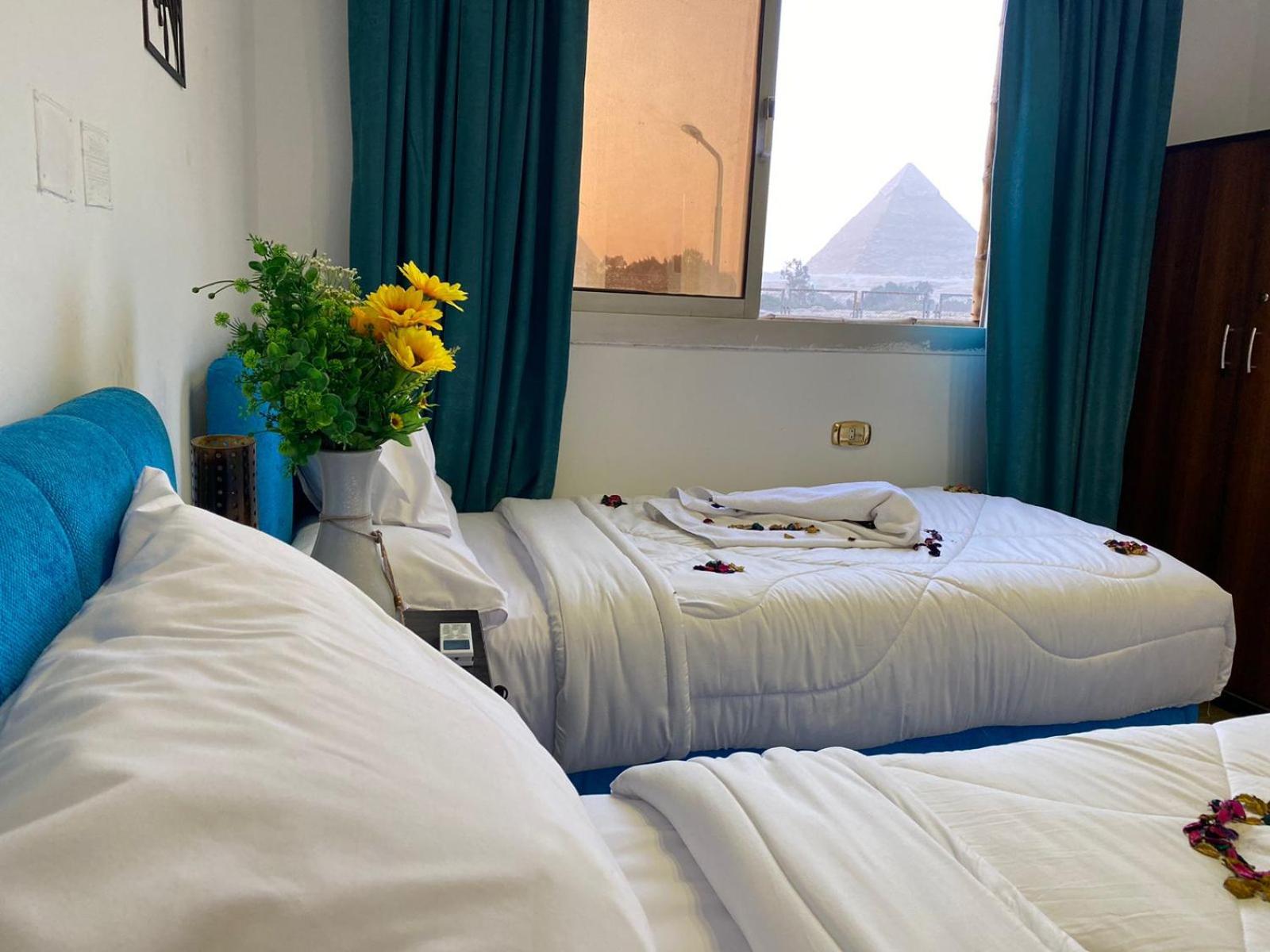 Villa Pyramids View