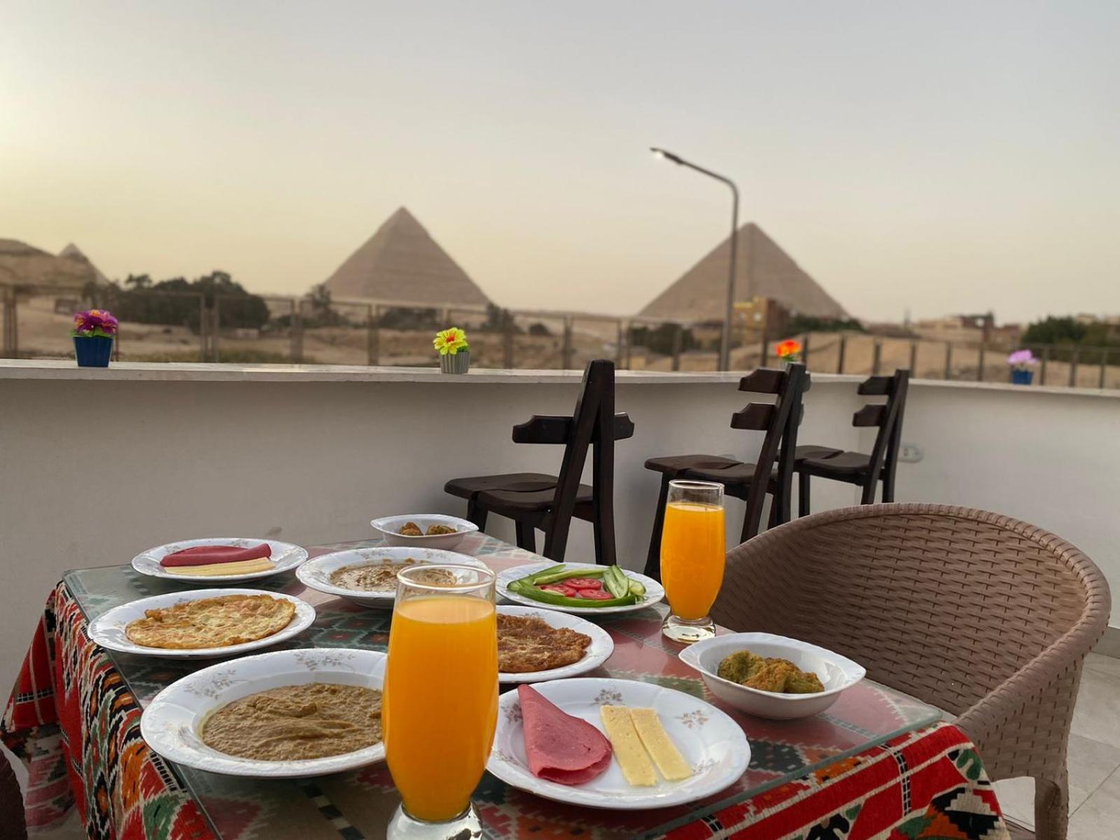 Villa Pyramids View
