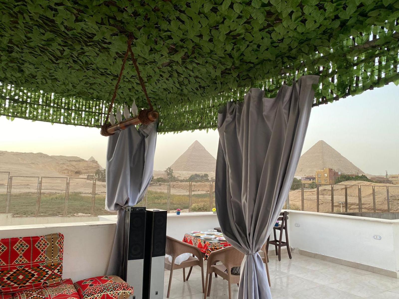 Villa Pyramids View