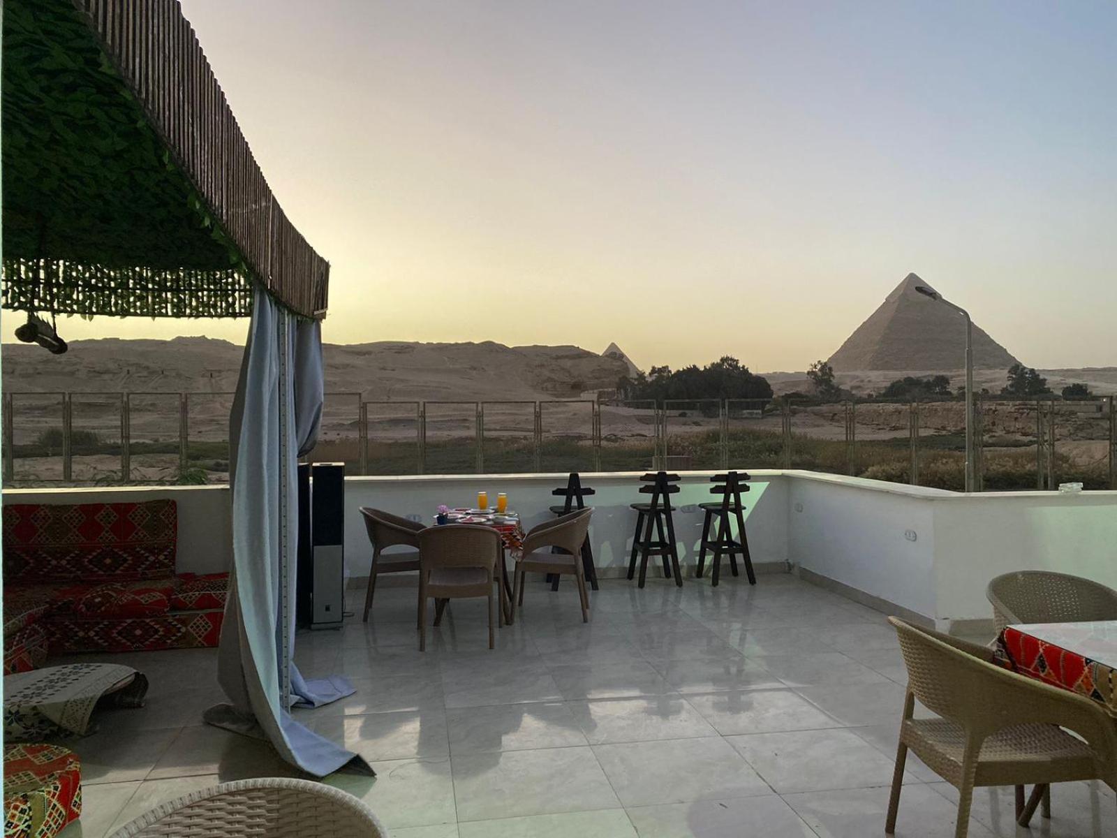 Villa Pyramids View