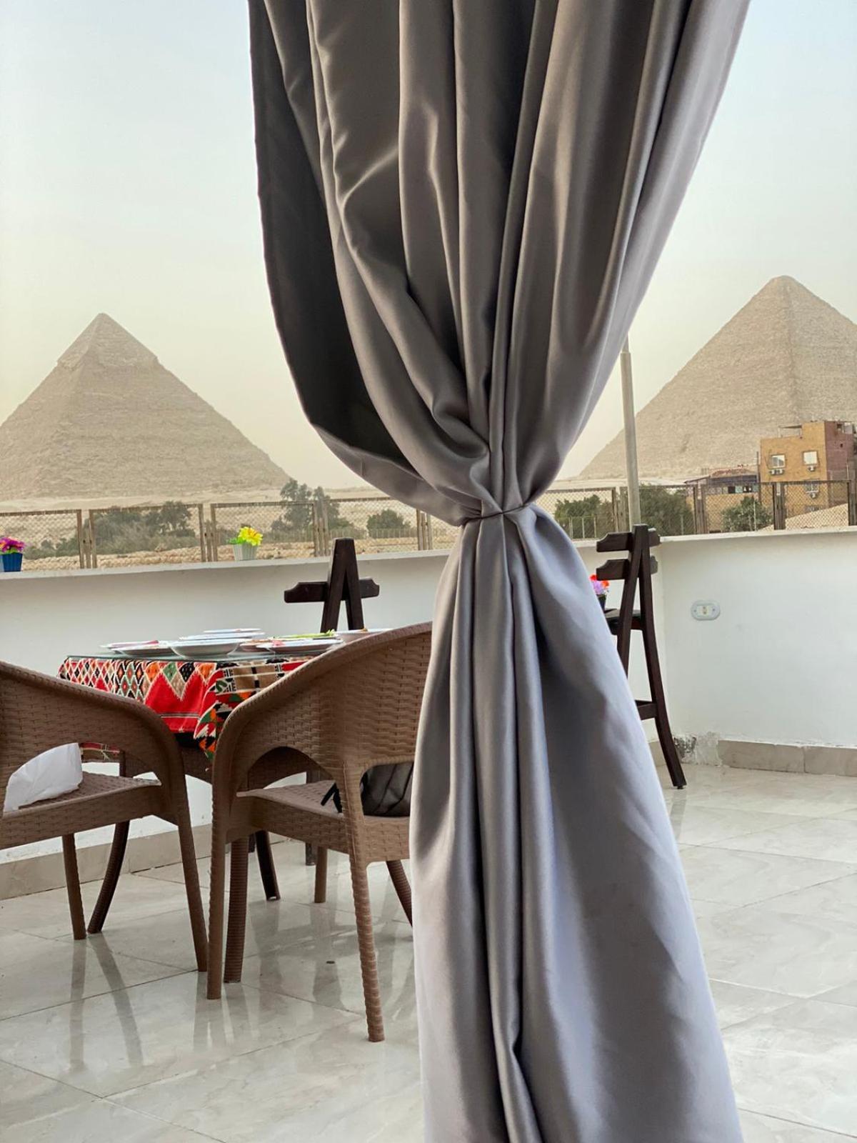Villa Pyramids View