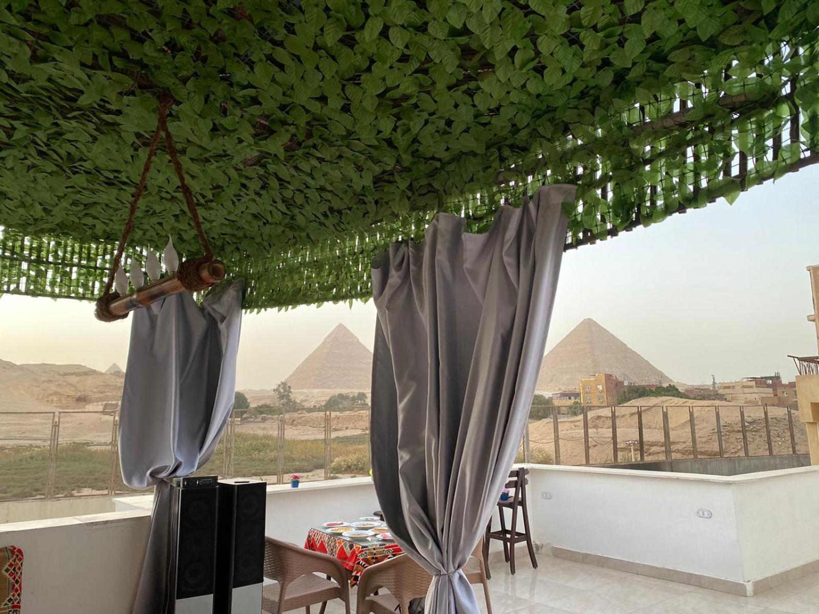 Villa Pyramids View