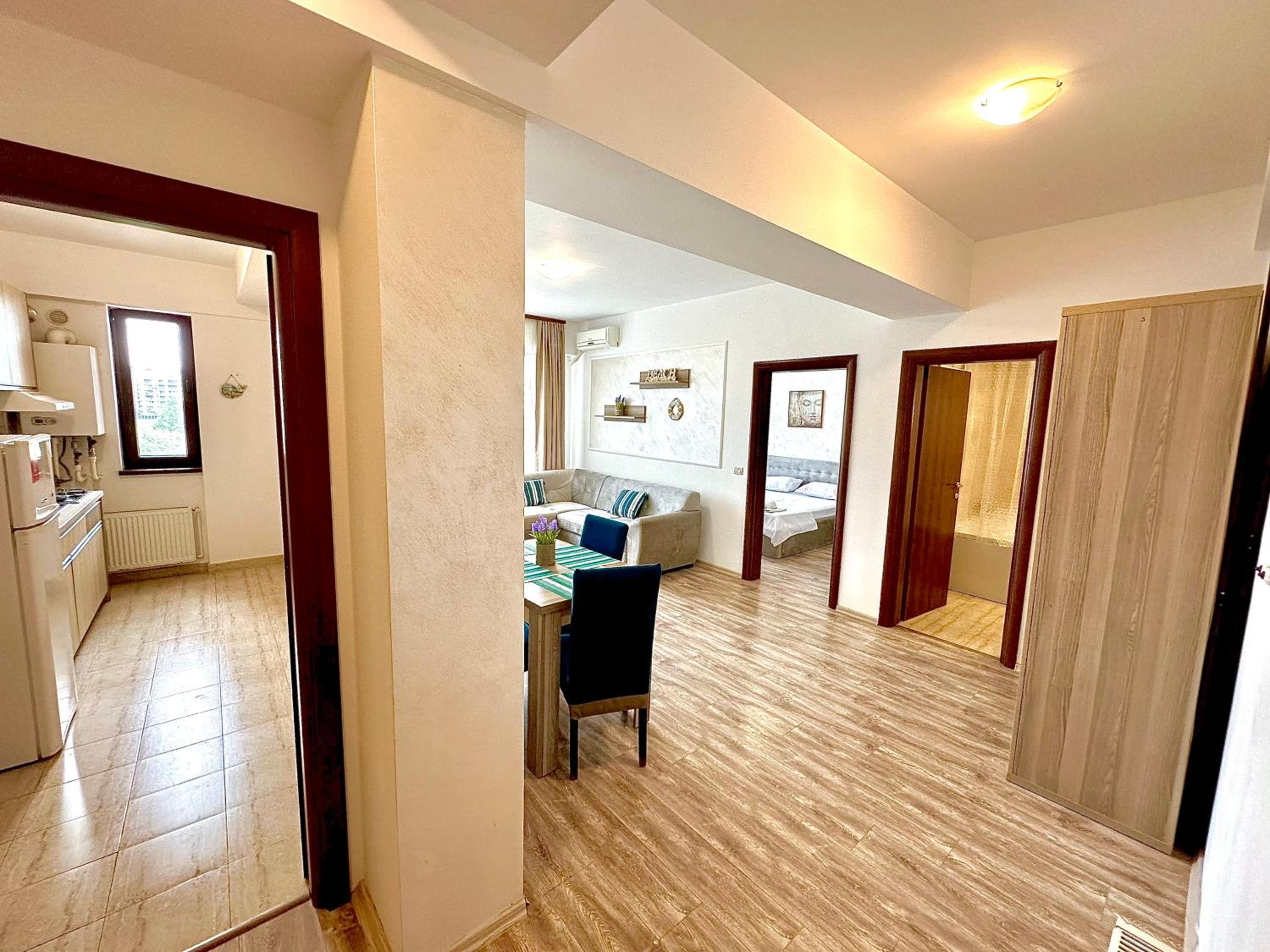 Monarch Boutique Apartaments