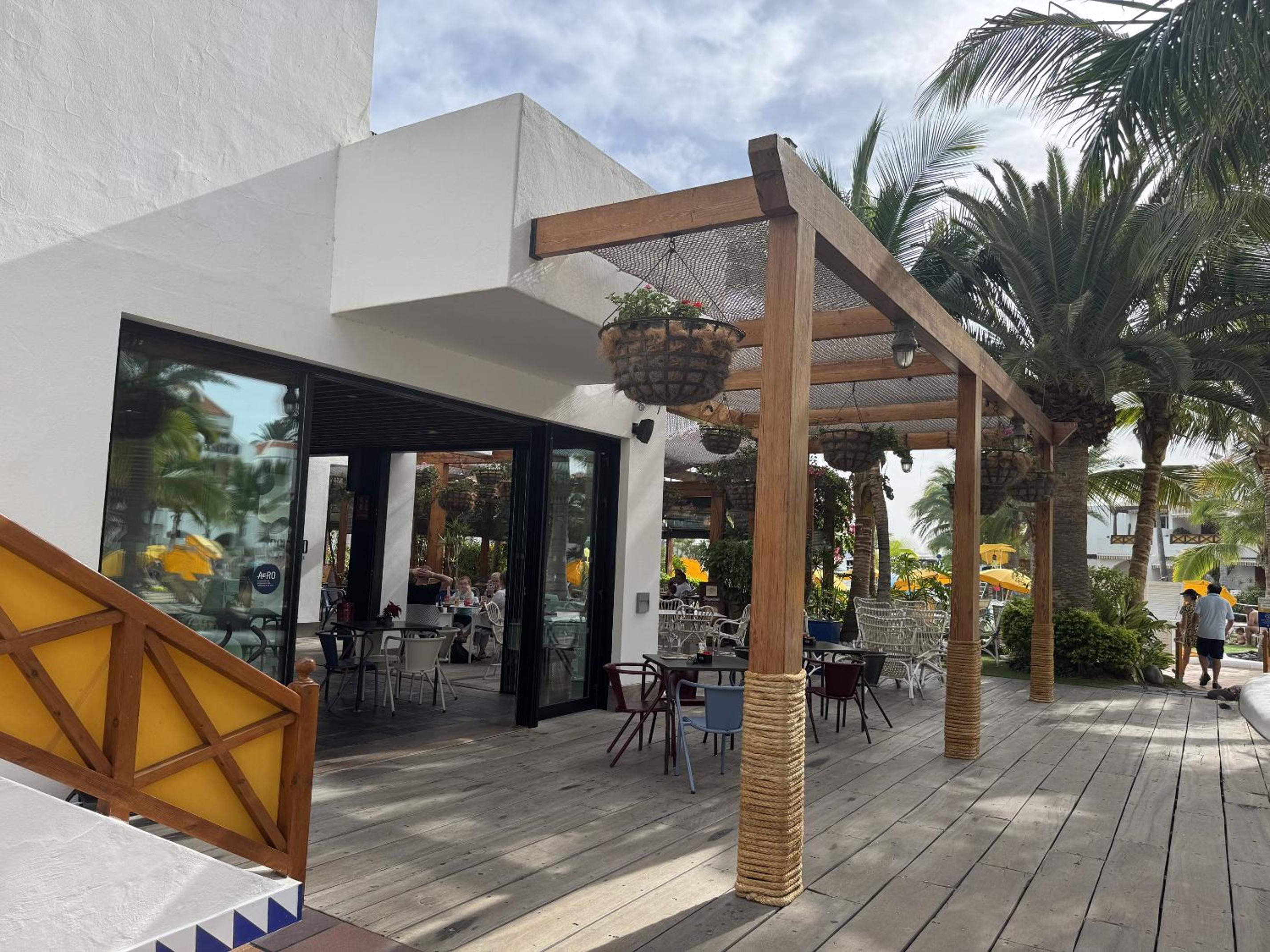 Playa de Las Américas Fantastic Duplex with Terrace, Pools, and Beach Access view 5