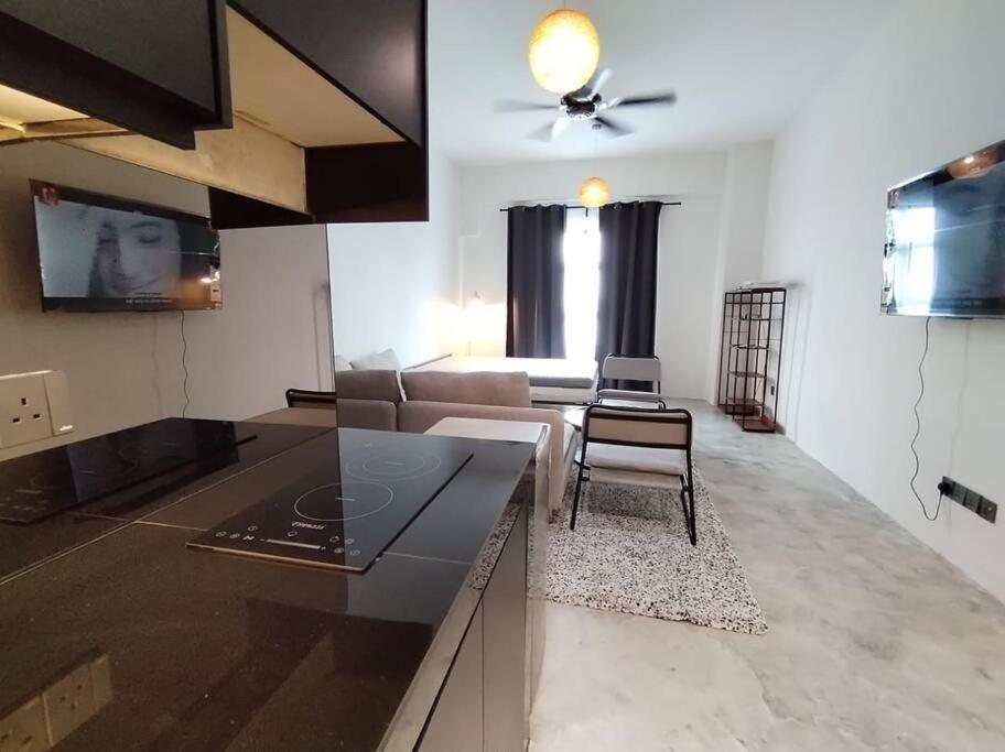 Maytower Executive Suite