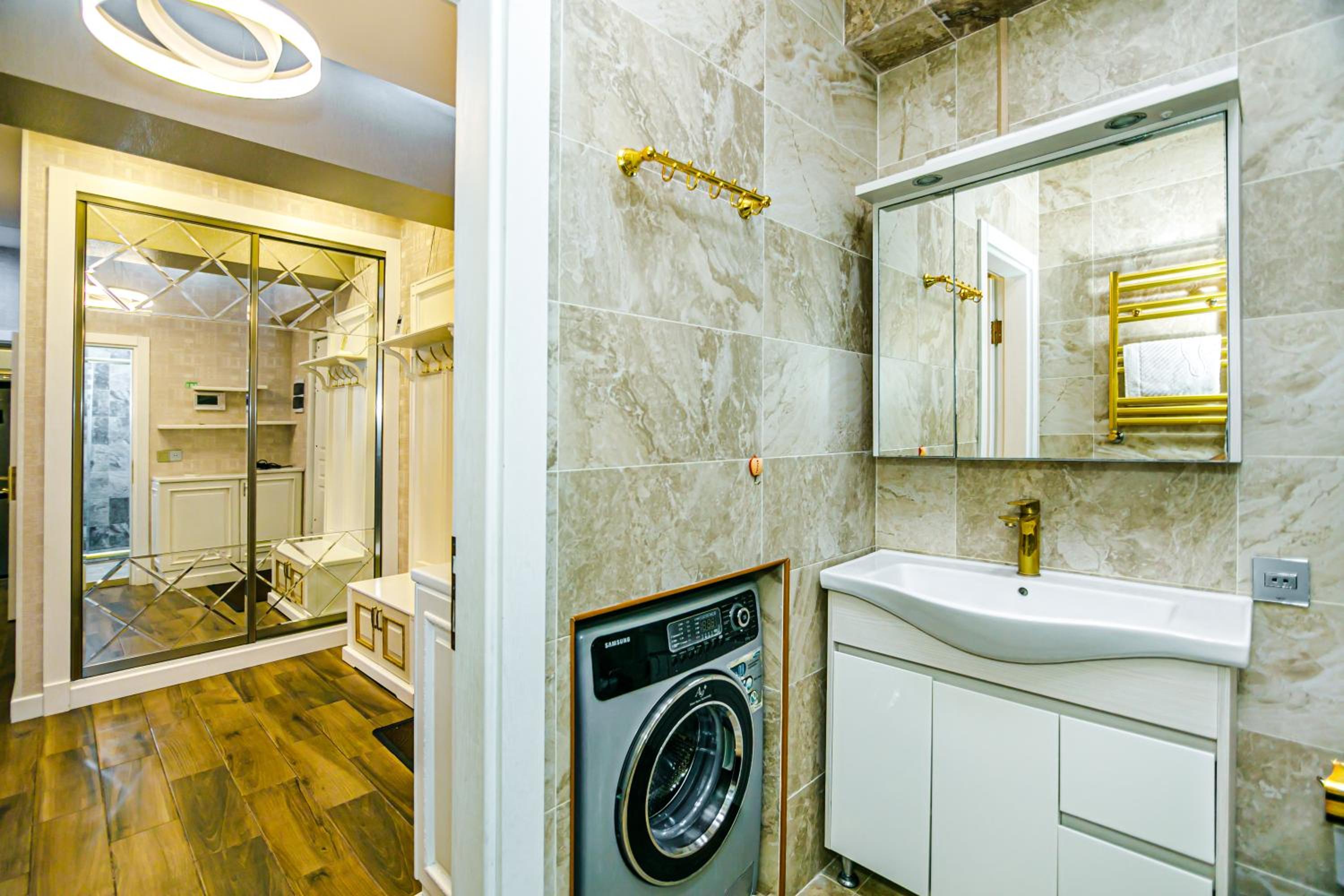 Park Azure VIP Apartment