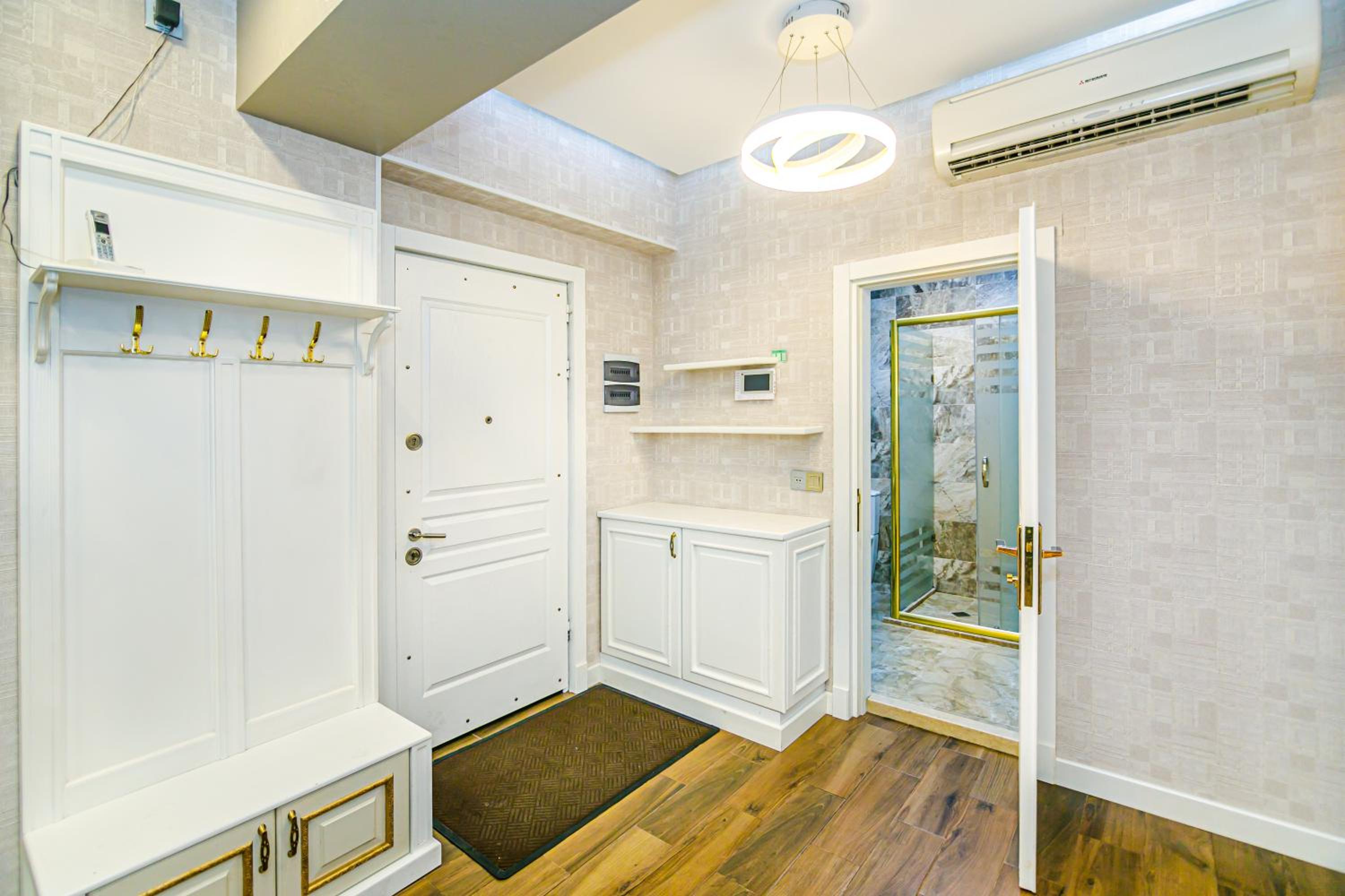 Park Azure VIP Apartment