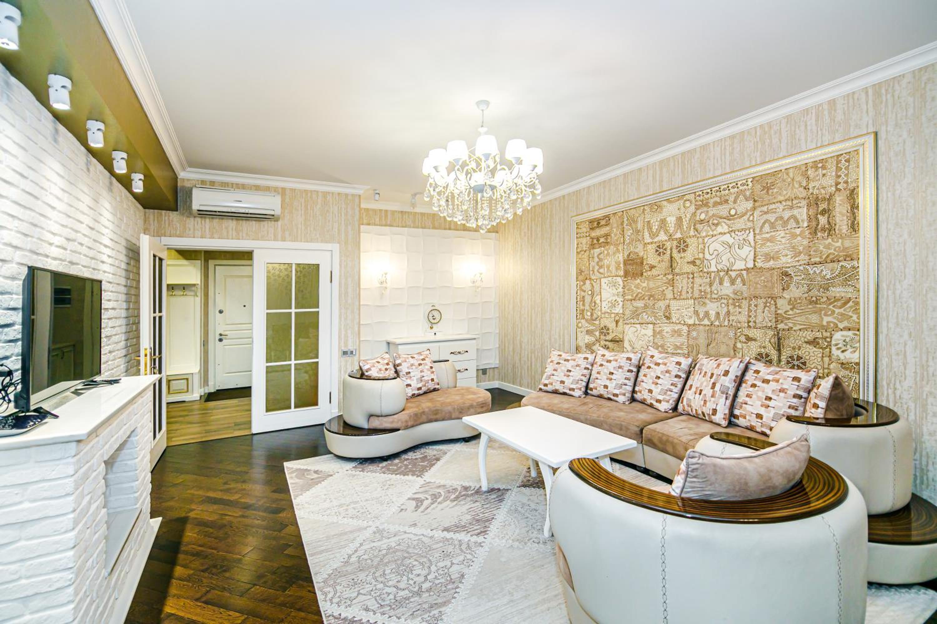 Park Azure VIP Apartment