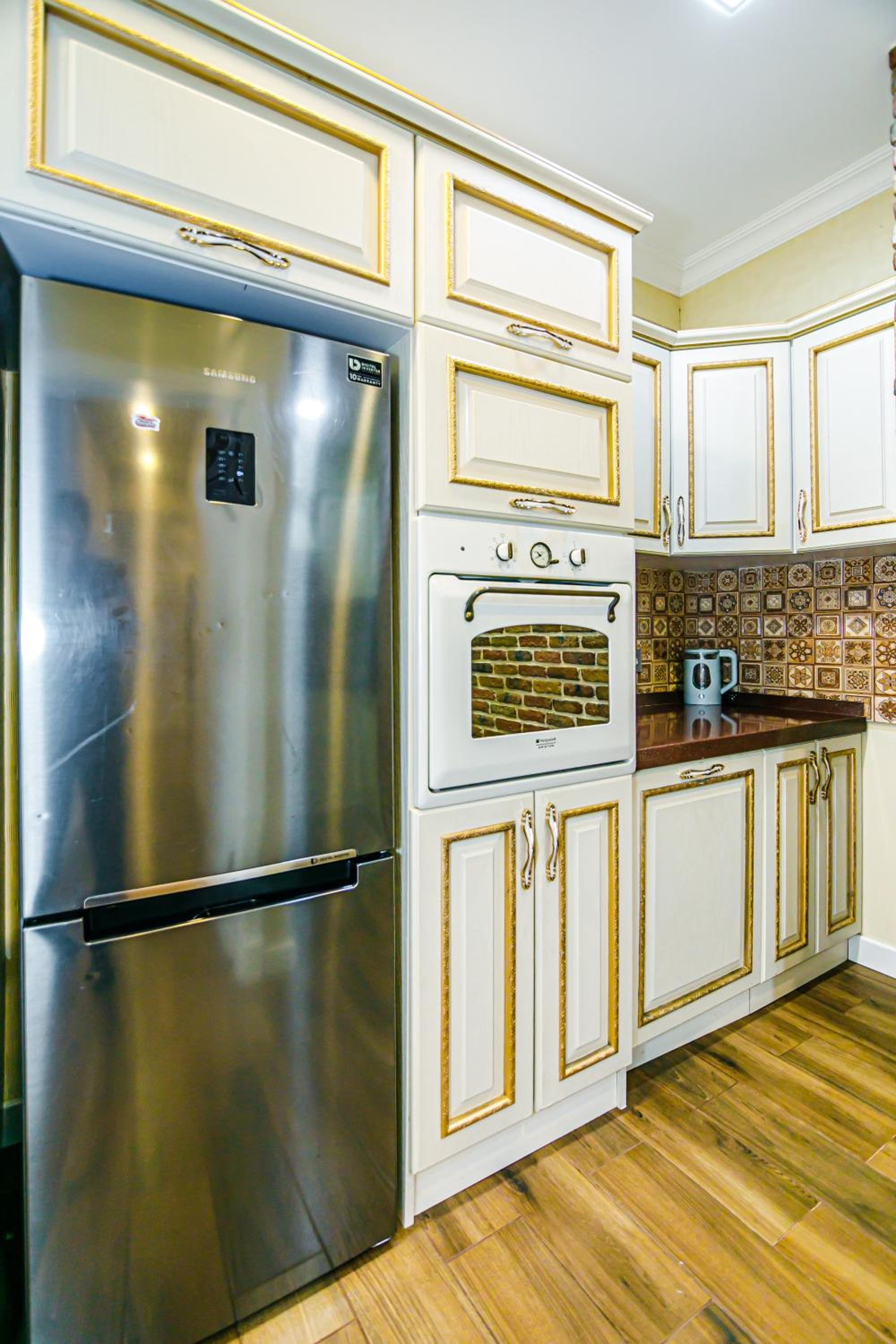 Park Azure VIP Apartment