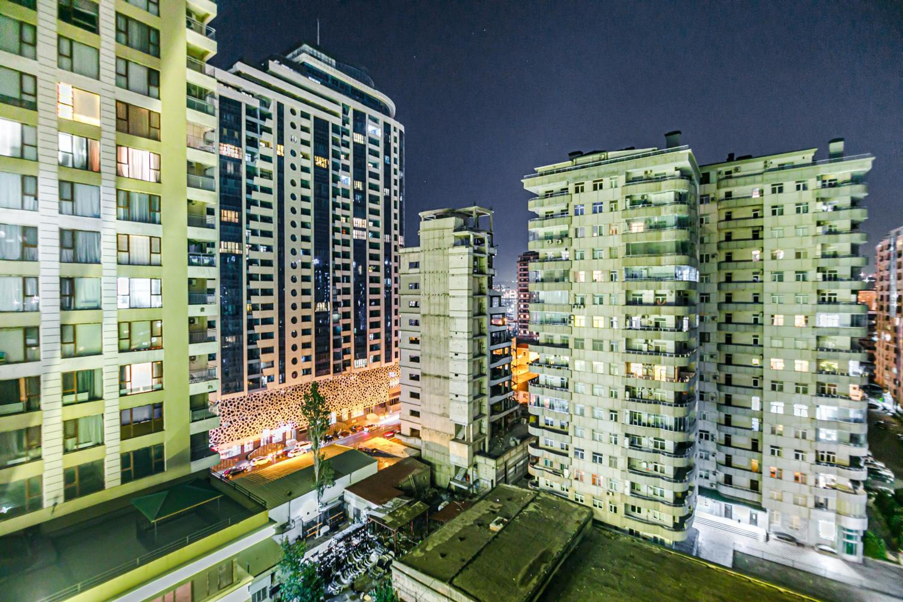 Park Azure VIP Apartment