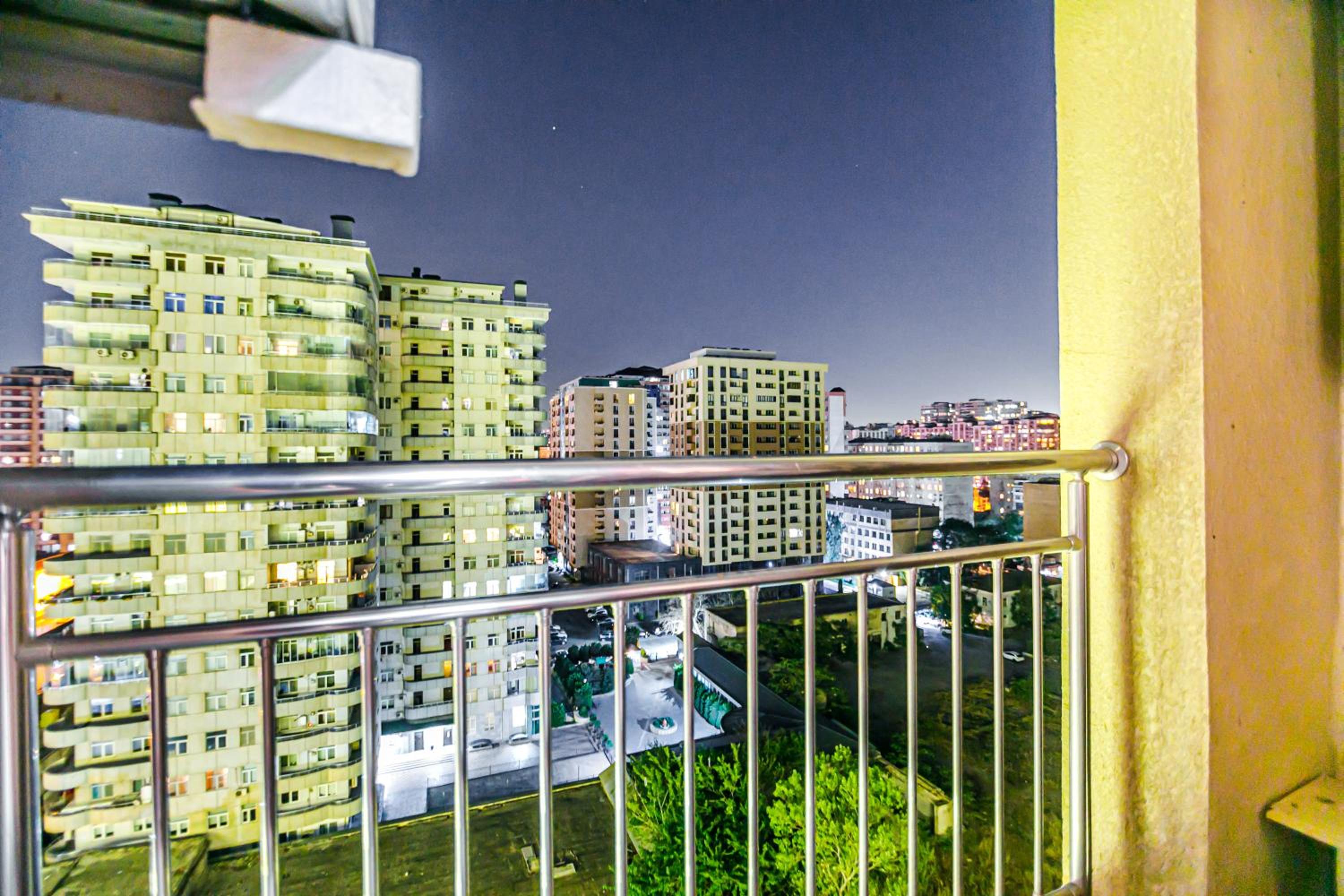 Park Azure VIP Apartment