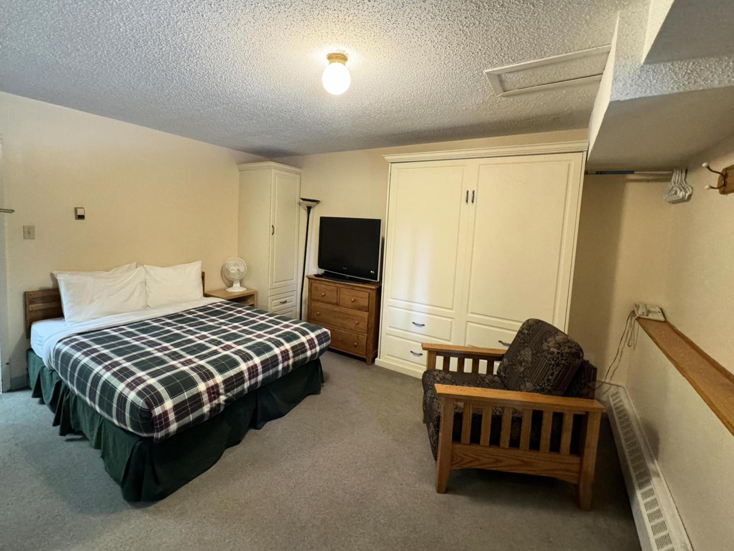 The Griz Inn by Park Vacation Management