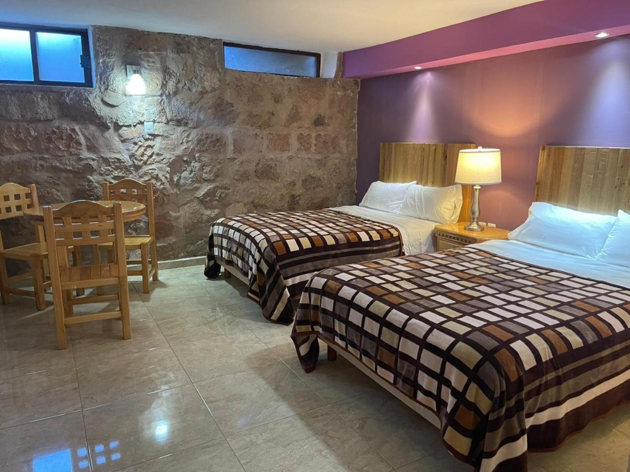 El Campirano Restaurante & Hotel