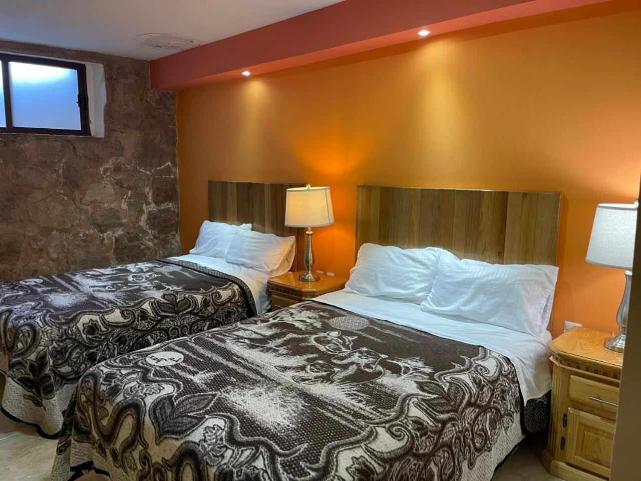 El Campirano Restaurante & Hotel