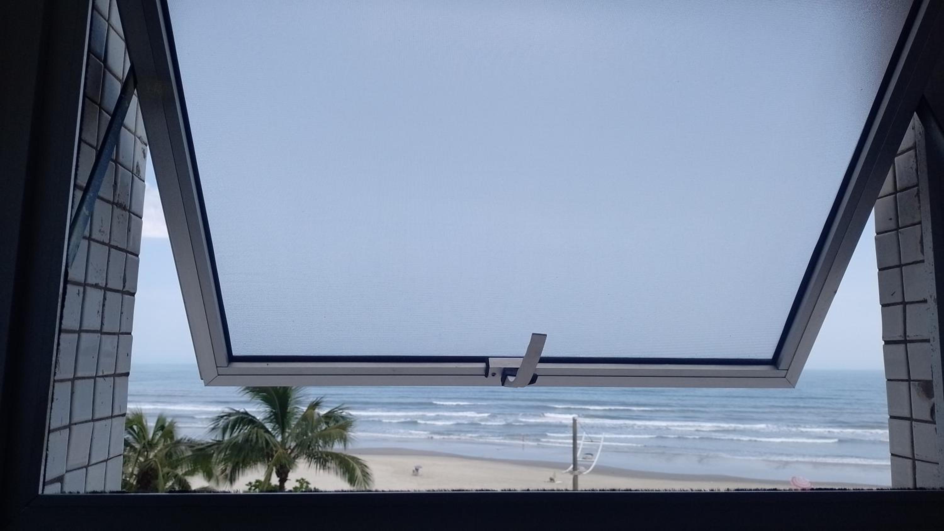 Vista incrível é no Apê Reformado de Frente pro Mar