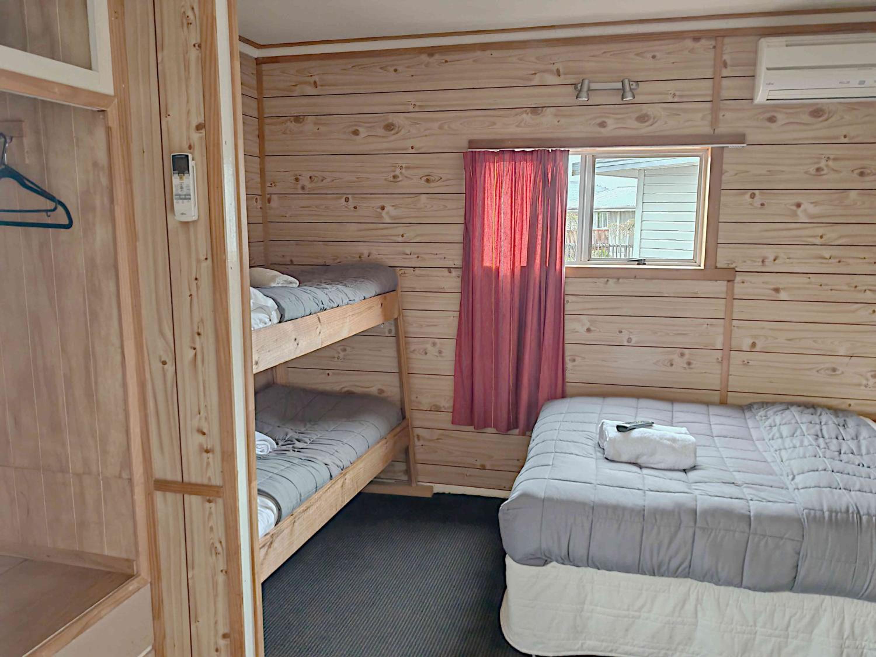 Pipers ski Lodge