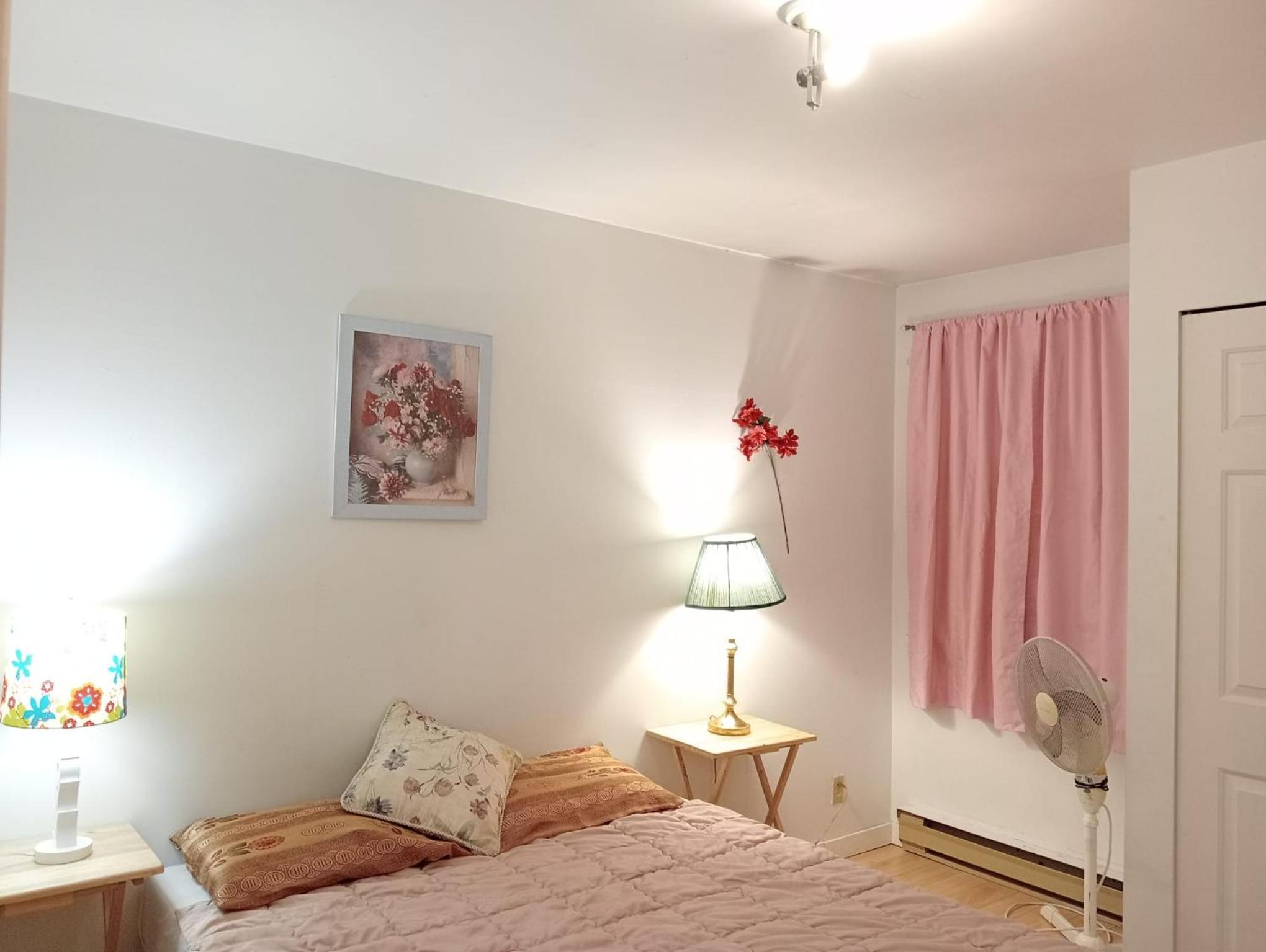 Budget Room in Surrey- Year End Sale- Heavy Price Cut