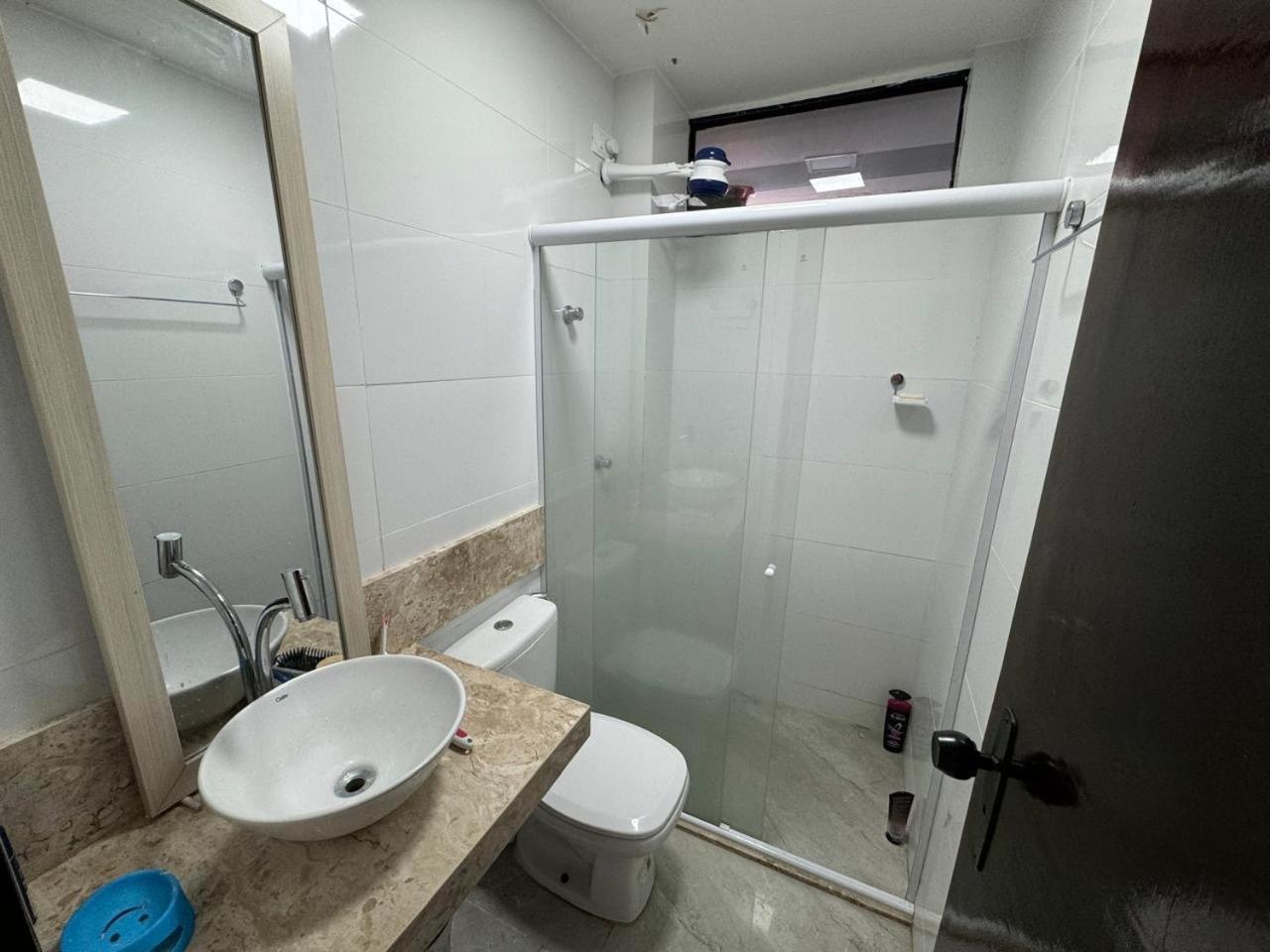 Apt a 100mt da praia, Fest Verão e Lovina