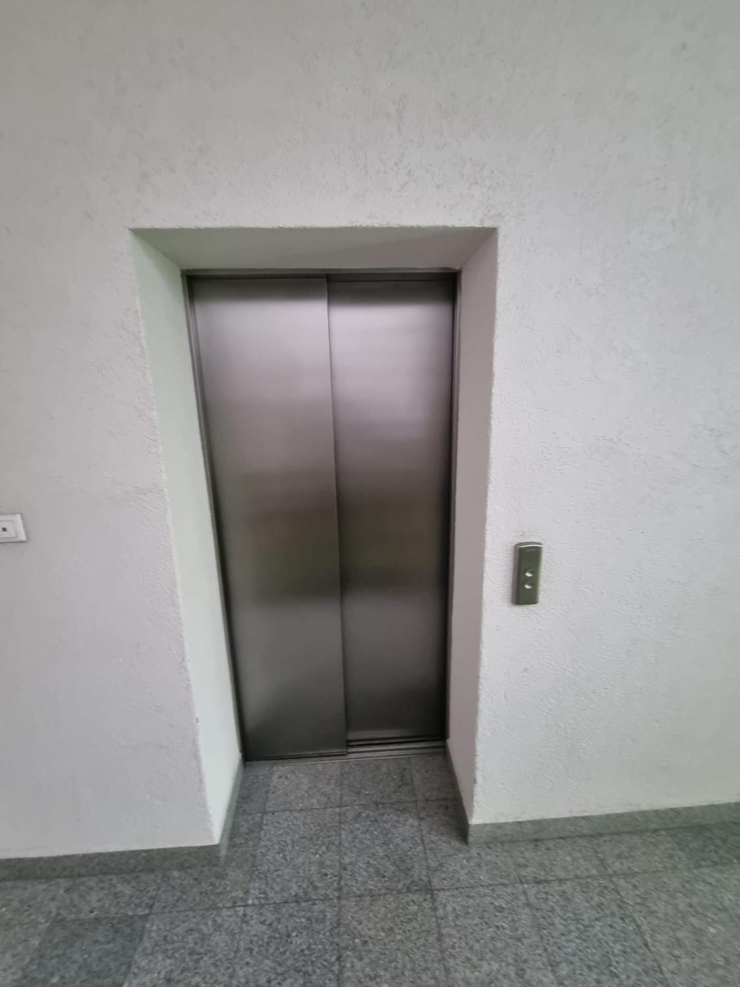 OSIJEK SPACE CENTAR - Self Check in, Free Private Parking