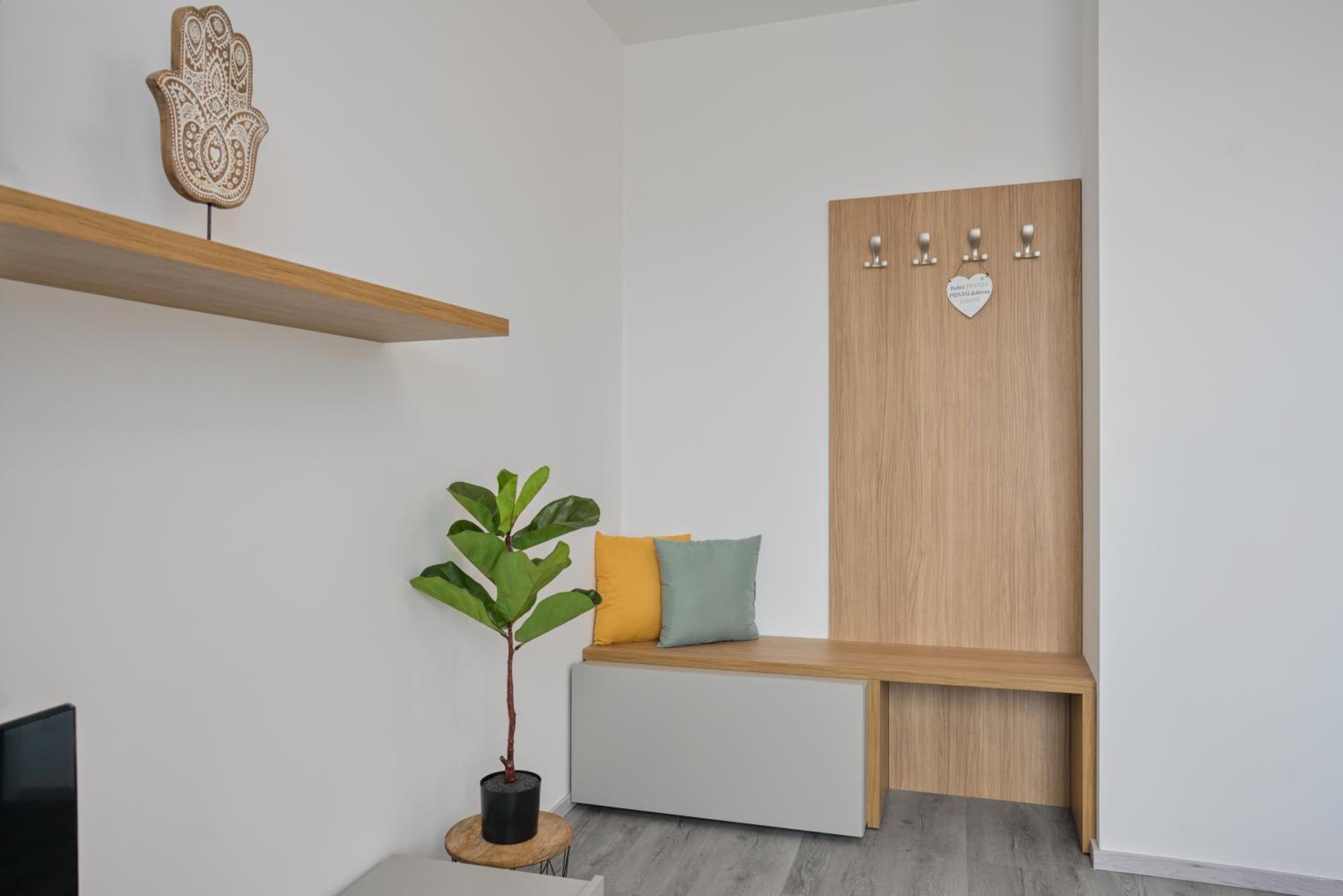 Citrine Apartment