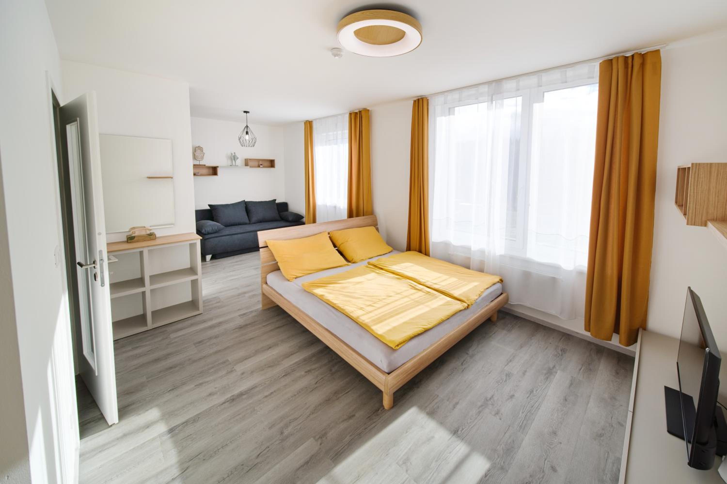 Citrine Apartment