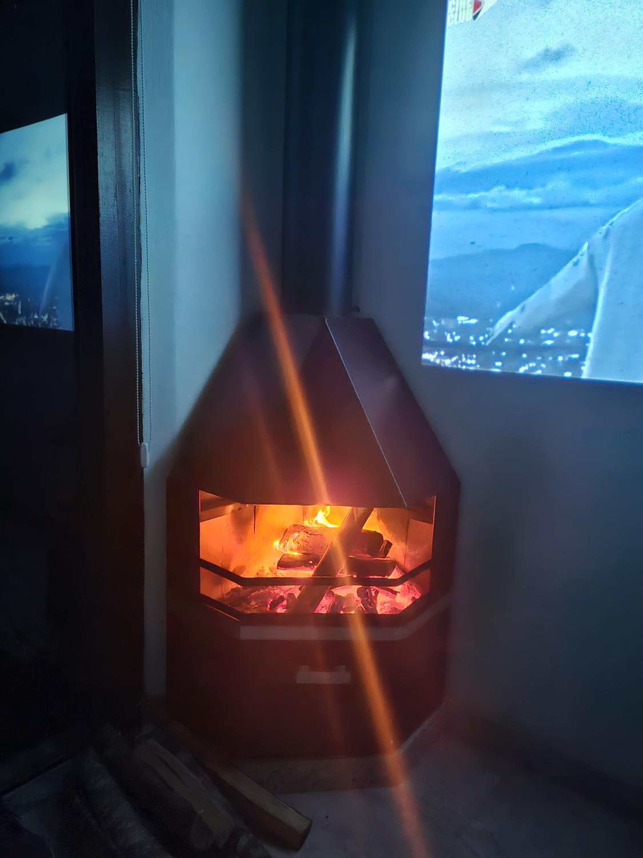 Casa di Pedra com linda vista para natureza - Miguel Pereira