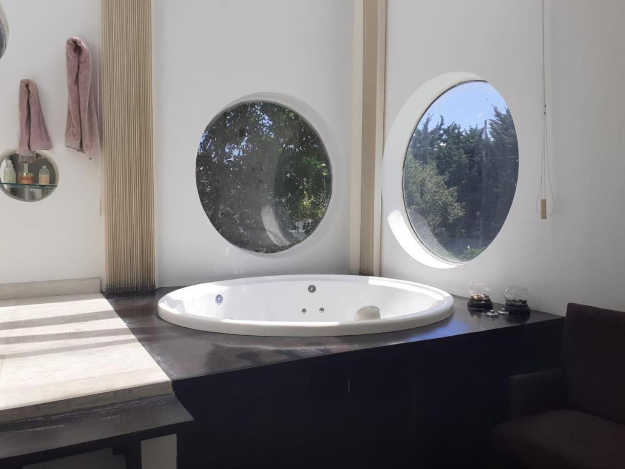 PILAR BARRIO PRIVADO con AMENITIES CASA 6 AMB CON PISCINA