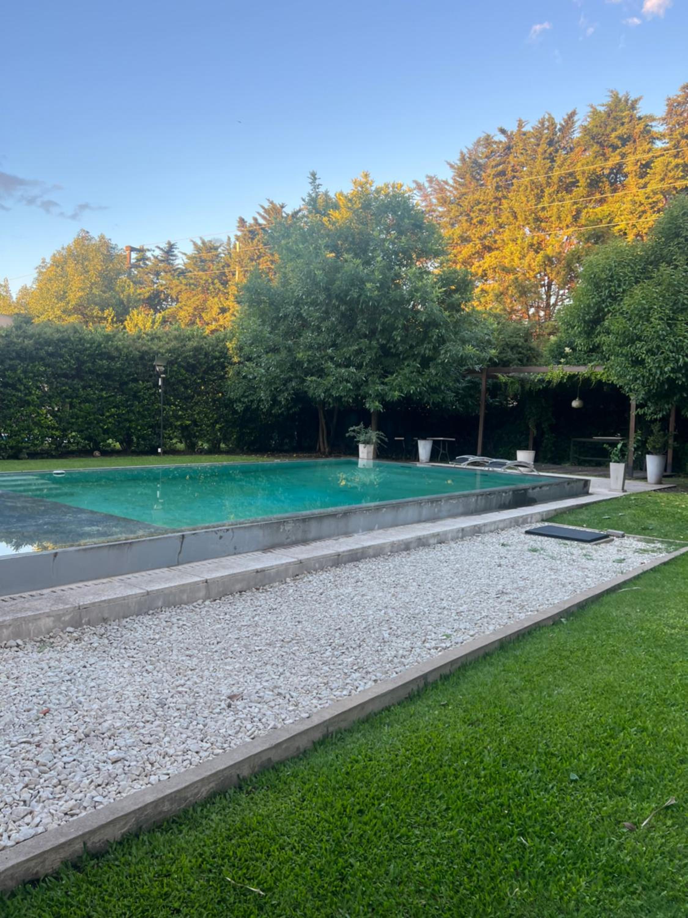 PILAR BARRIO PRIVADO con AMENITIES CASA 6 AMB CON PISCINA