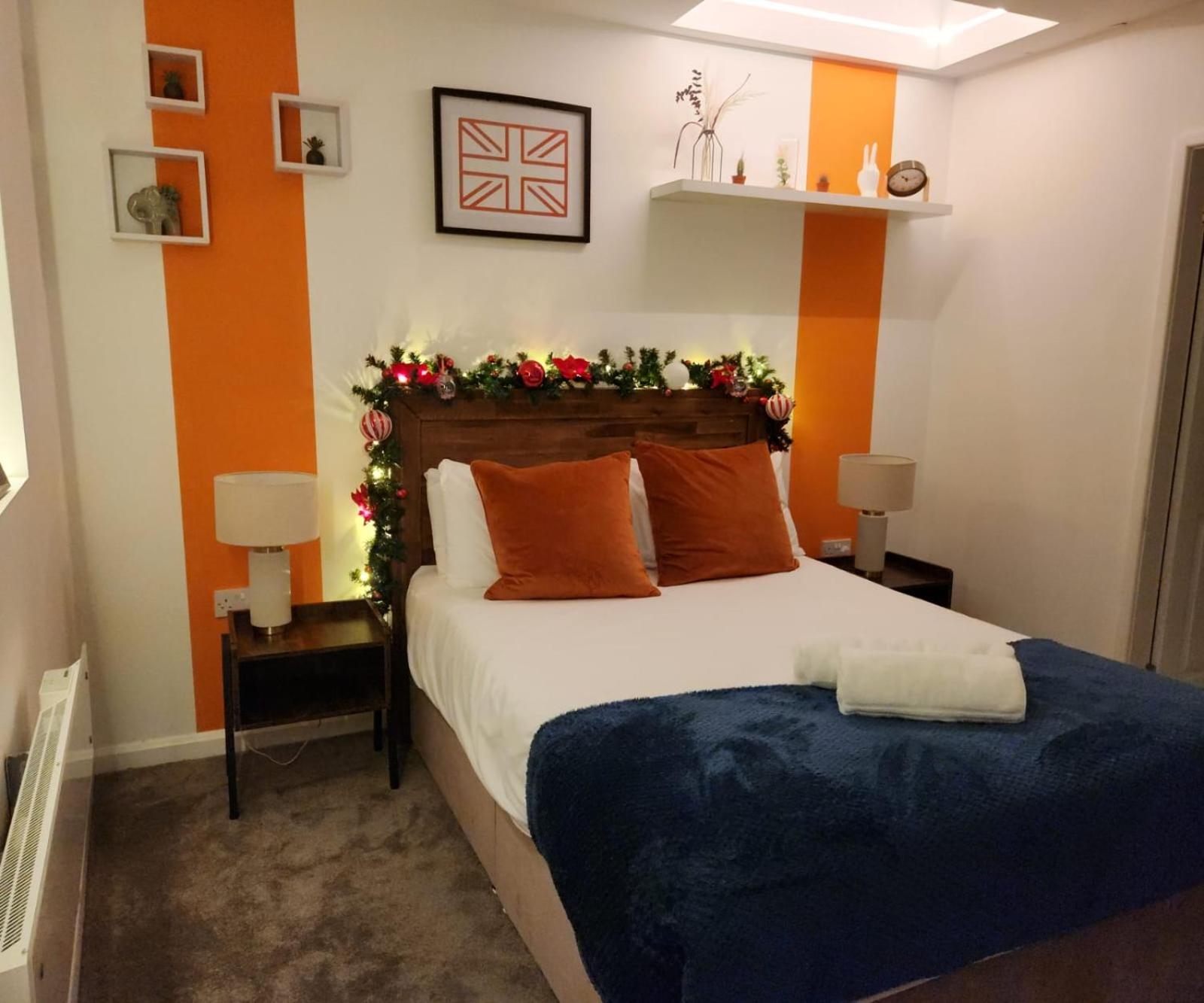 Stylish 1 Bed Apartment Num 6, Bham City Free Parking view 3