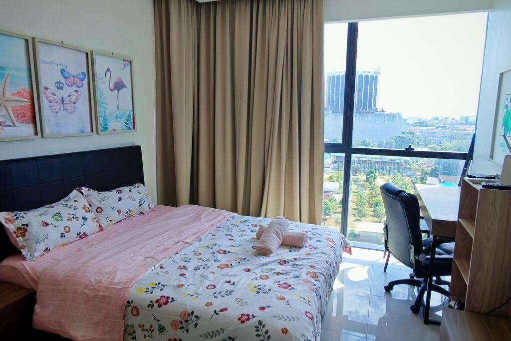 Romantic Deluxe V -R2 Kozi Square photo 1
