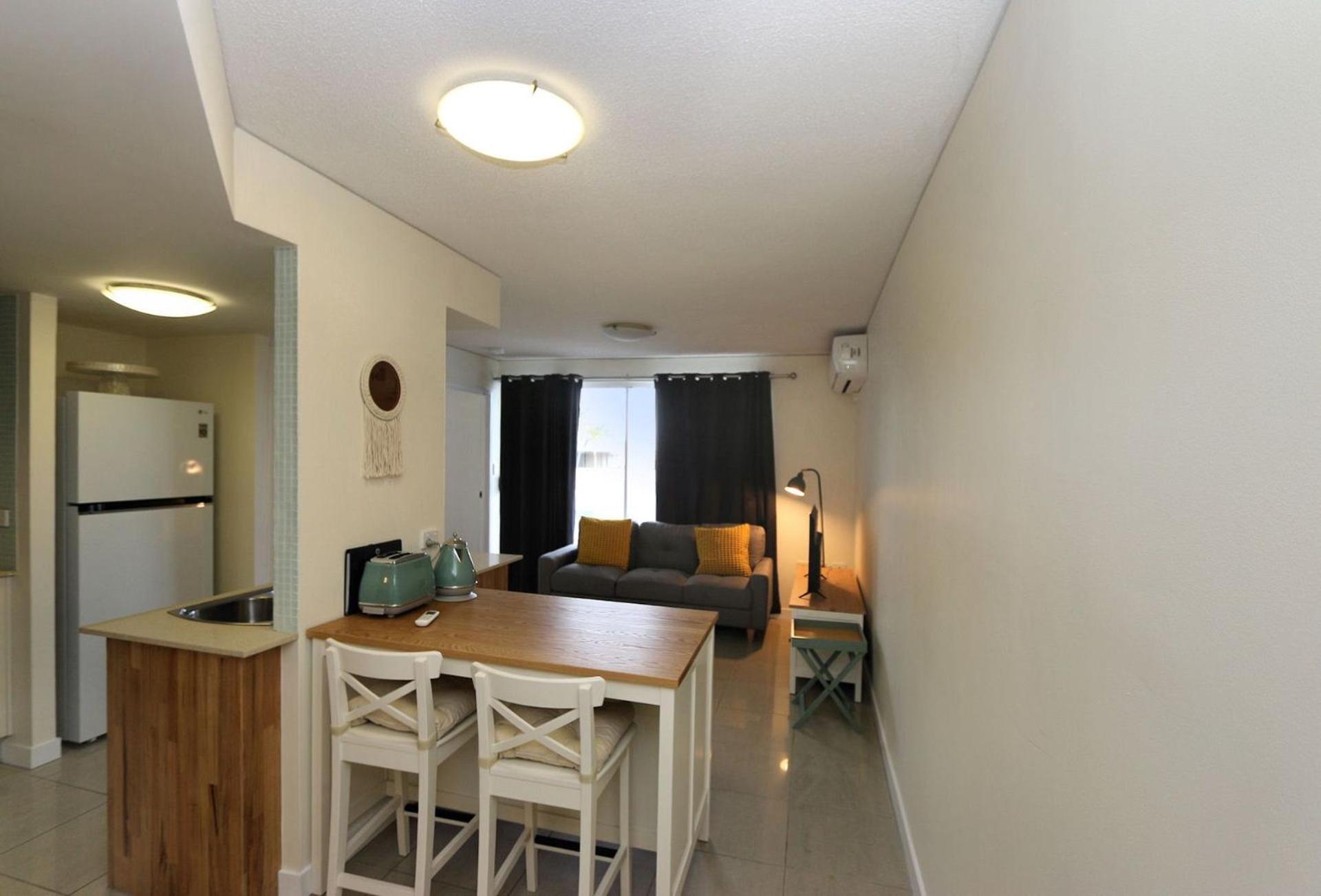 Platinum Apartments - Unit 2