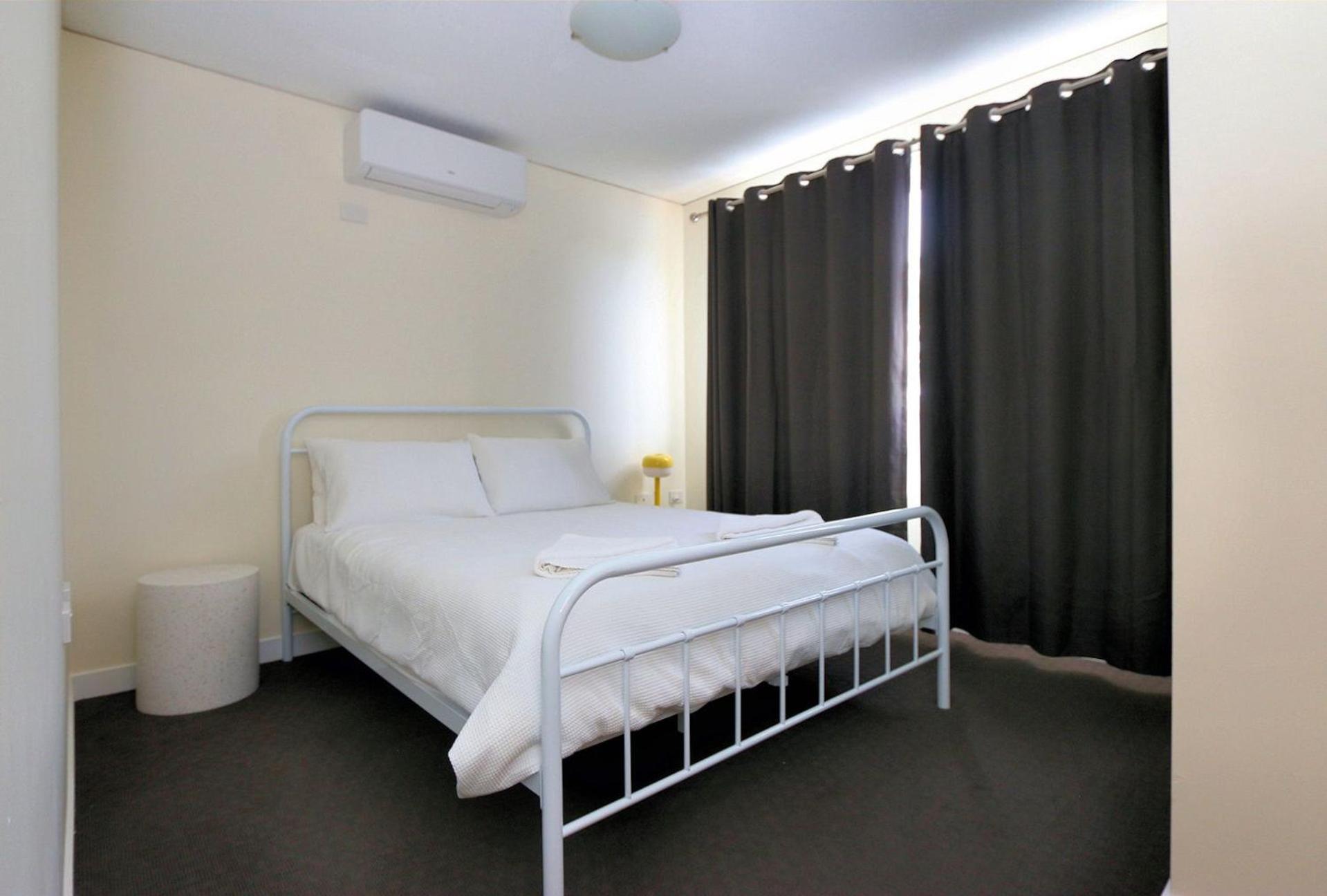 Platinum Apartments - Unit 2