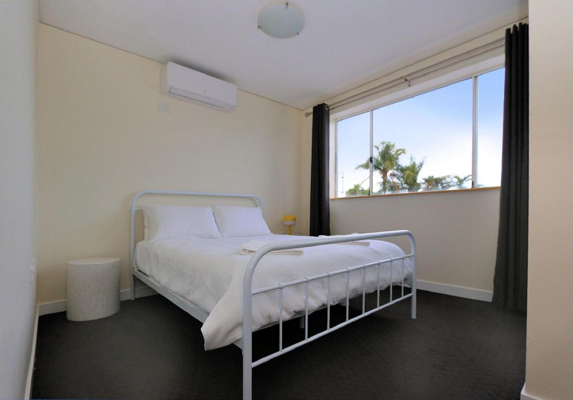 Platinum Apartments - Unit 2