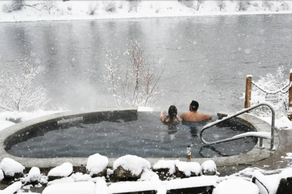 Hotel Cozy Avon Home by Beaver Creek - Image 1