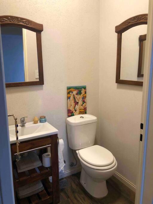 Excelente casa en Barrio Privado Los Arces