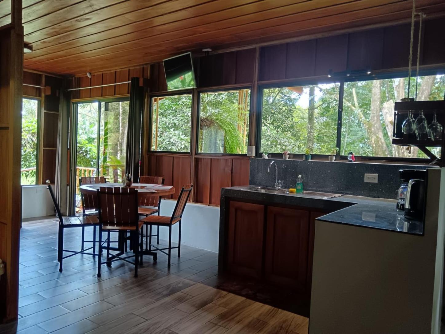 Gambas Lodge