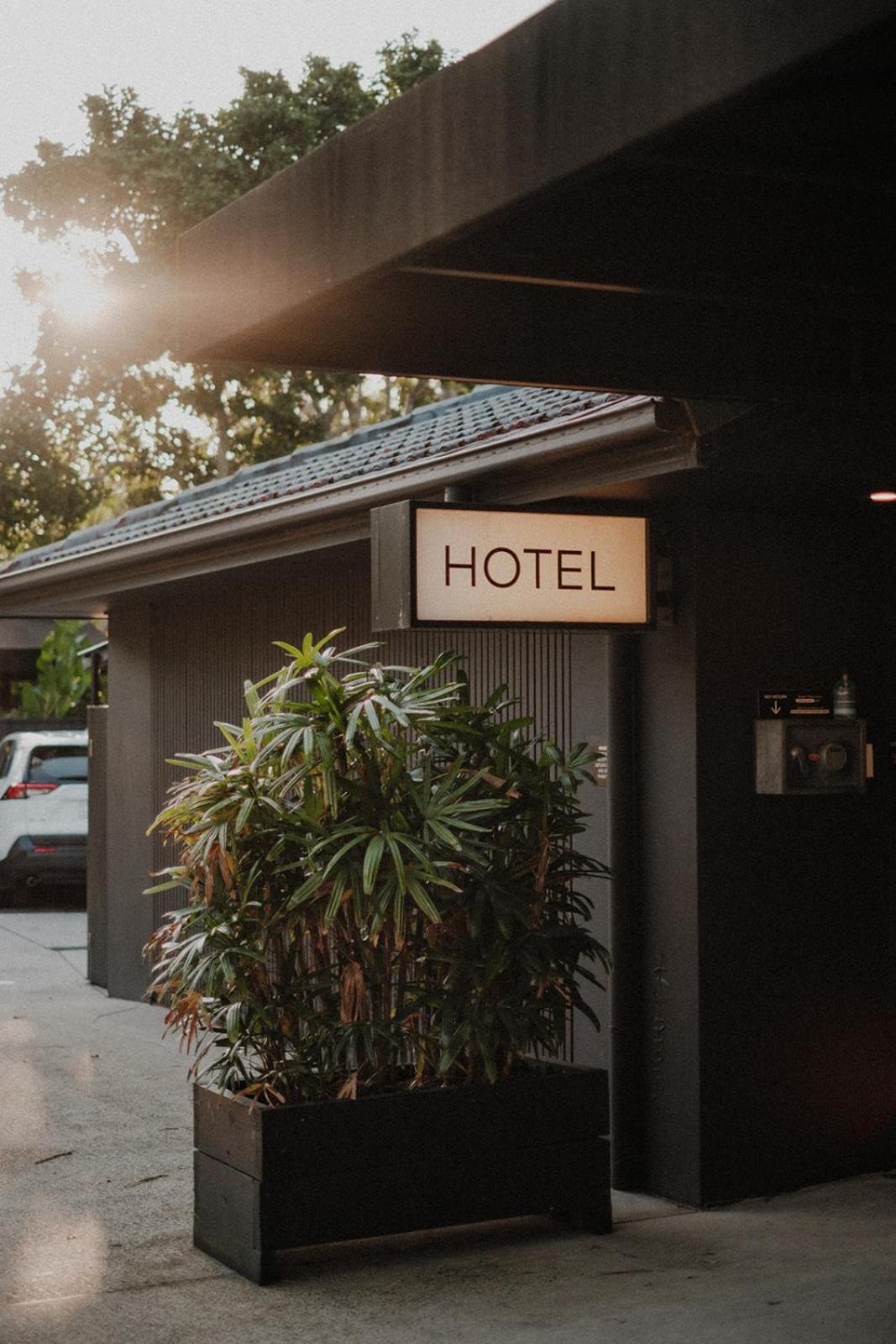 Hotel The Bower Byron Bay - Image 1
