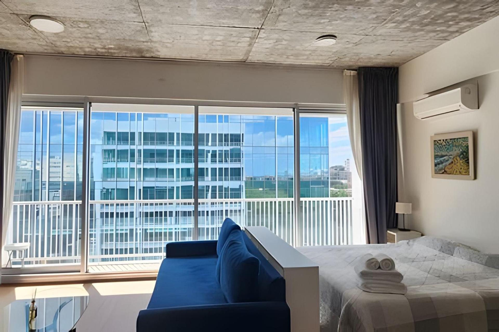 Luxury Loft con Balcon Terraza frente a Terminal de Cruceros