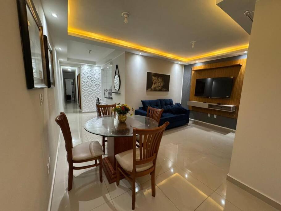 Casa em Itaipuaçu com piscina e 3 qtos