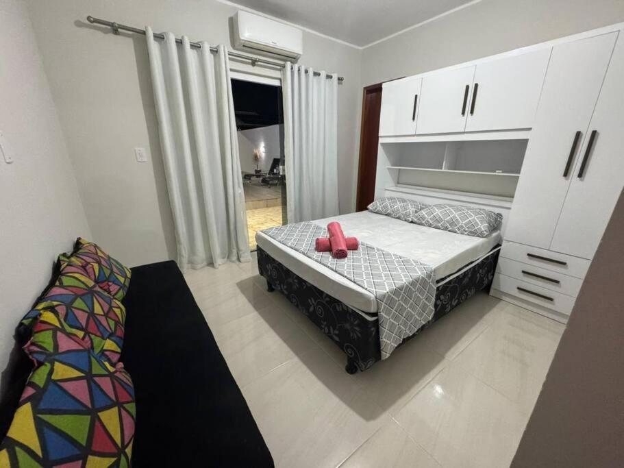 Casa em Itaipuaçu com piscina e 3 qtos