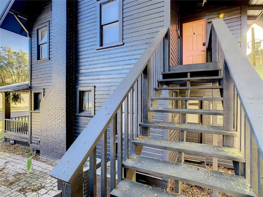Historic orlando Casita Joy, DT, Lake Eola, Delaney park, 2 bedrooms 1 bathroom Unit B