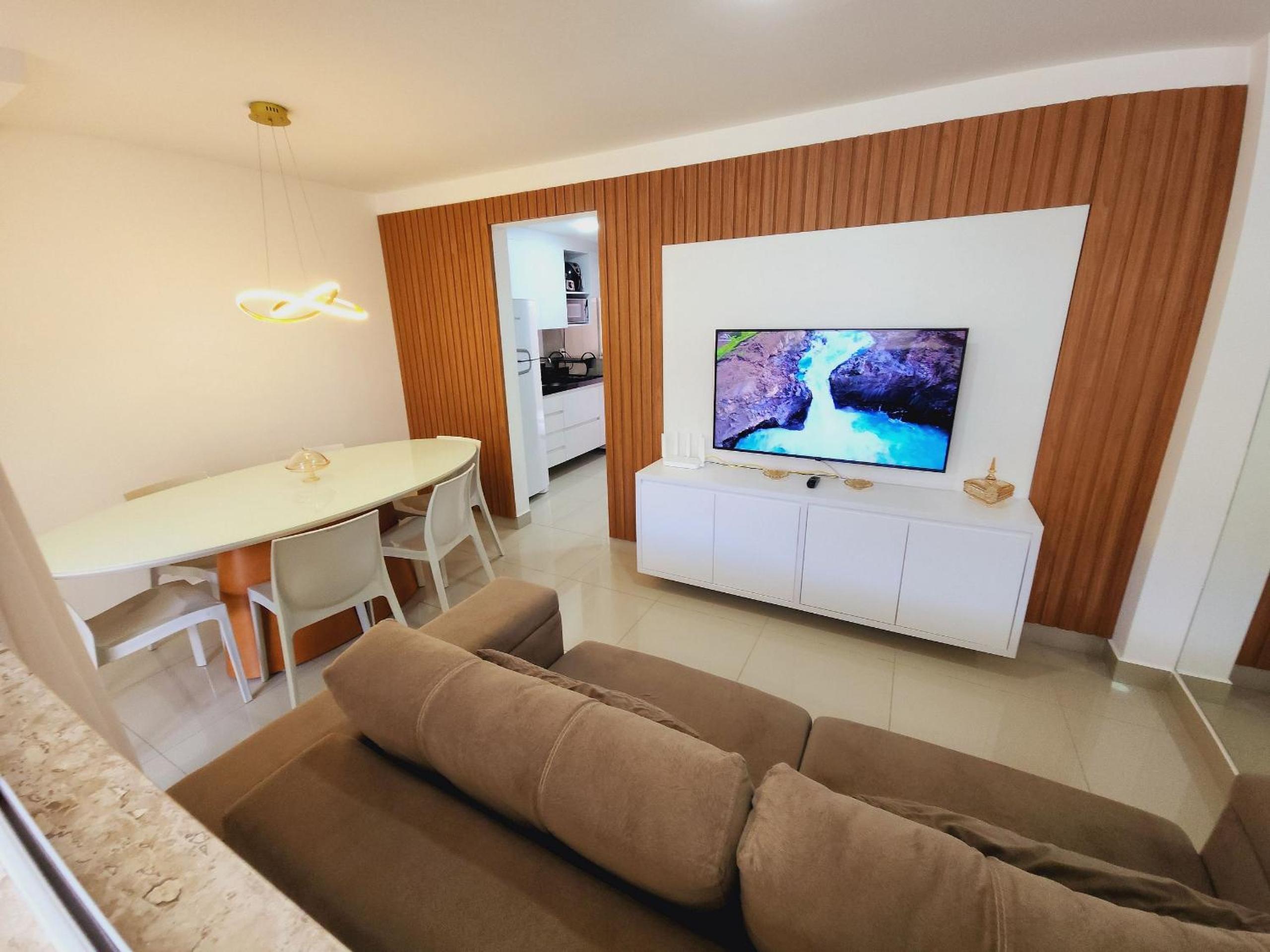 JPN09 - Duplex em cond. fechado próx. à praia