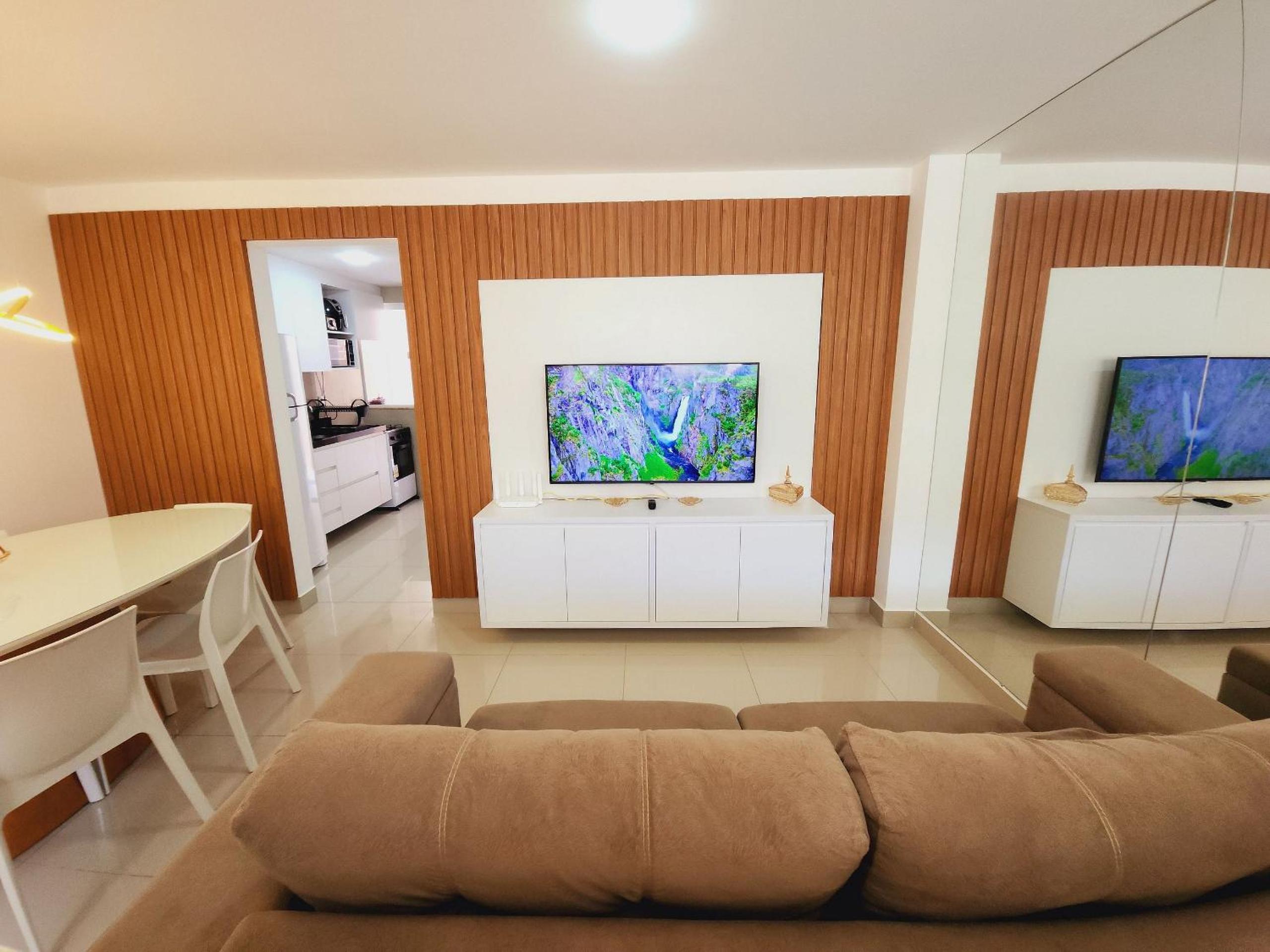 JPN09 - Duplex em cond. fechado próx. à praia