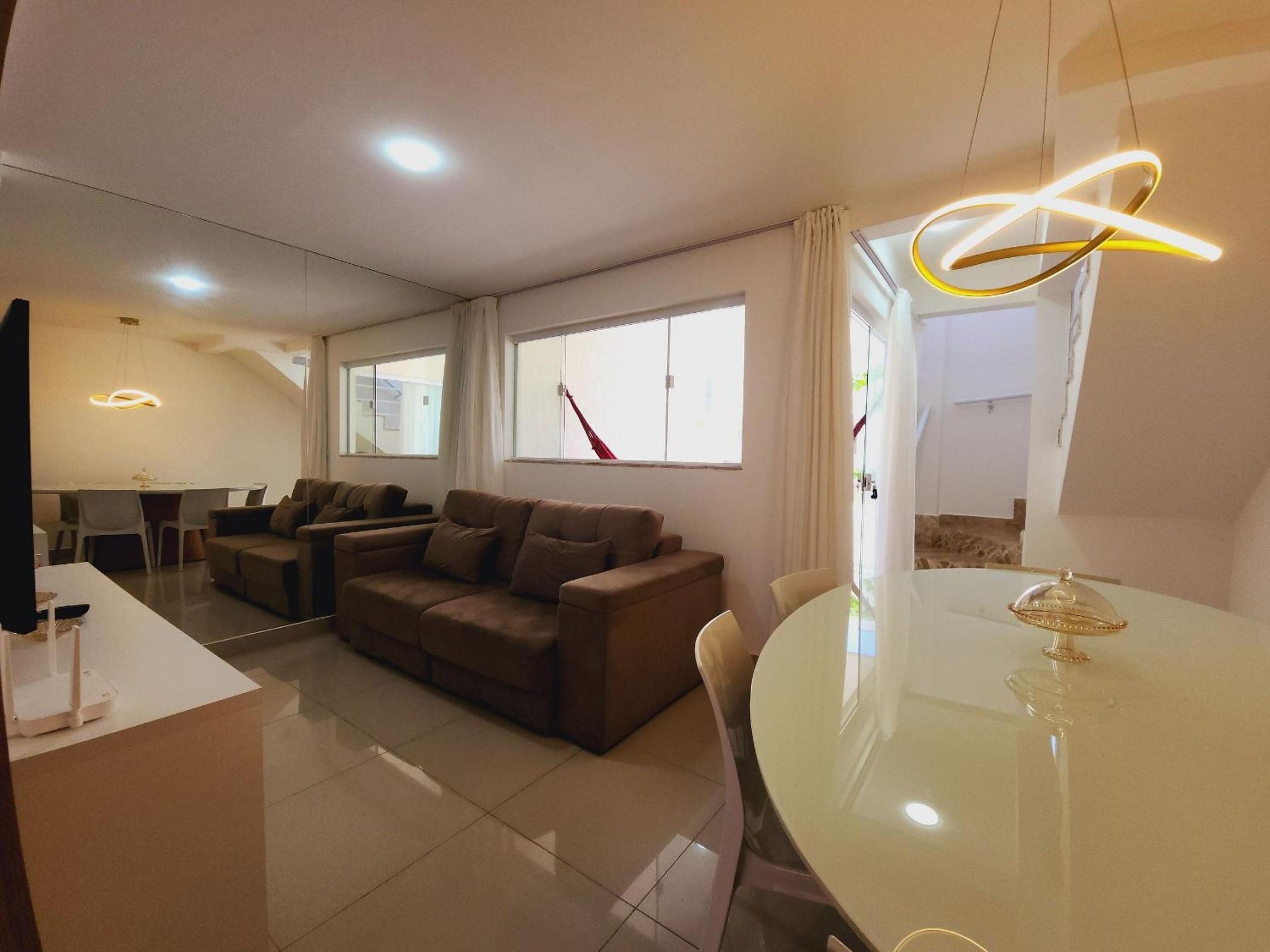 JPN09 - Duplex em cond. fechado próx. à praia