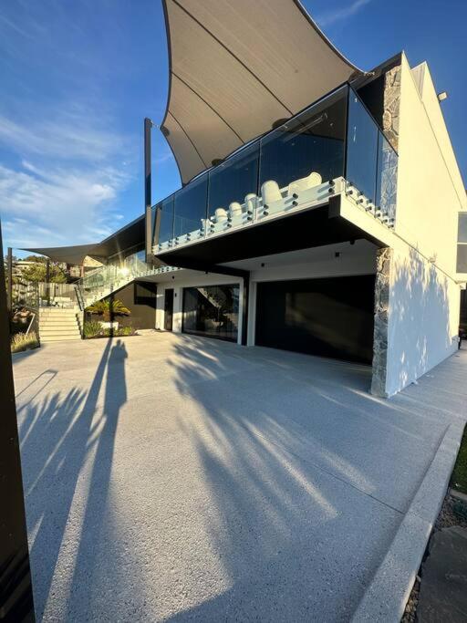 Oceanfront Luxury, Two Complete 5 star Homes in One Stunning Esplanade Escape
