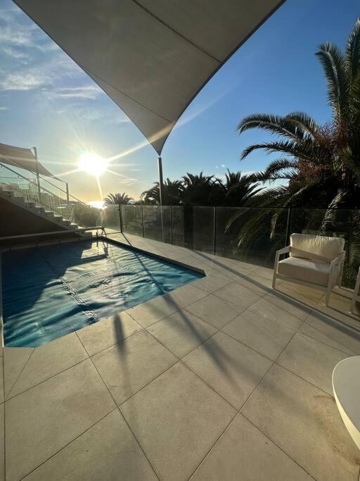 Oceanfront Luxury, Two Complete 5 star Homes in One Stunning Esplanade Escape