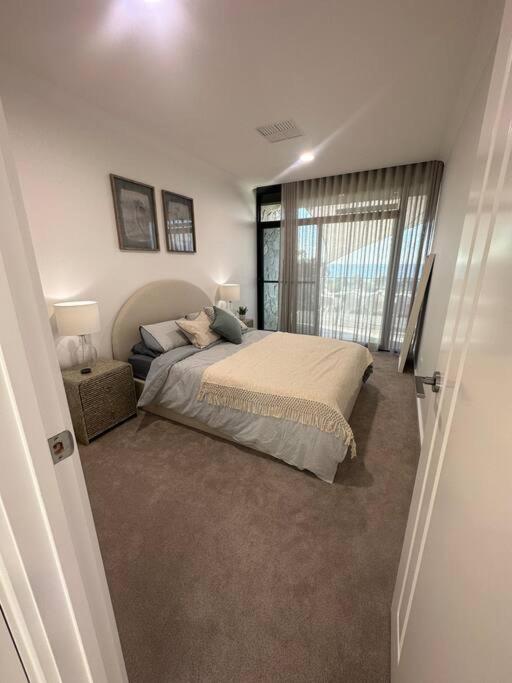 Oceanfront Luxury, Two Complete 5 star Homes in One Stunning Esplanade Escape