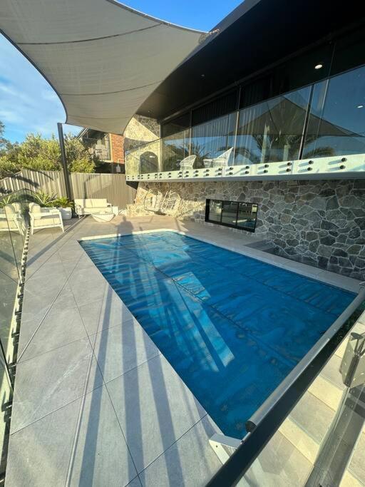 Oceanfront Luxury, Two Complete 5 star Homes in One Stunning Esplanade Escape