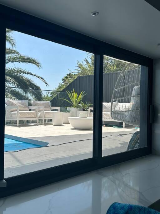 Oceanfront Luxury, Two Complete 5 star Homes in One Stunning Esplanade Escape