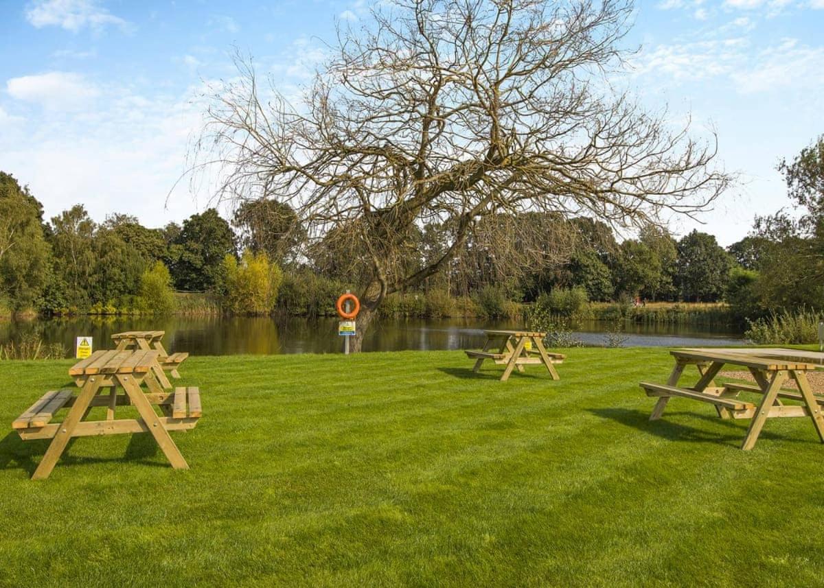 Messingham Lakes